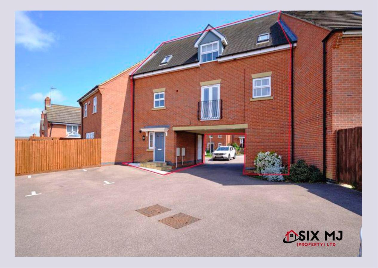 Chichele House, Sleeps 8, Nr Rushden Lakes, Allocated Parking, Corporate Welcome Higham Ferrers Exterior photo